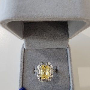 3 Carats Cushion Cut Yellow Sapphire Engagement Ring, Size 5.5